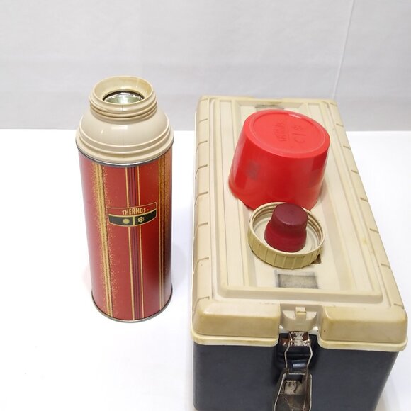 King-Seely Thermos 1960s Lunch Bucket Combo and Thermos Bottle No. 2210 Vintage - Picture 8 of 13